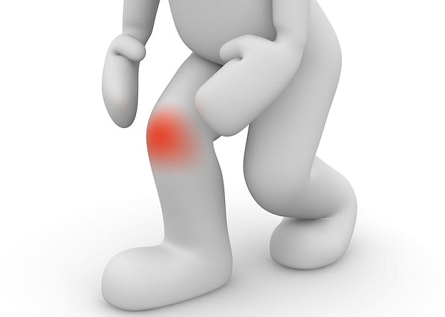 무릎 통증 치료: 5가지 가정요법 및 영양제